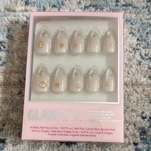 Glamnetic Nude Short Almond Press-On Nails